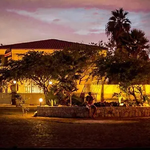  Hostel Surf House